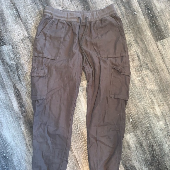 Community joggers - Picture 1 of 2